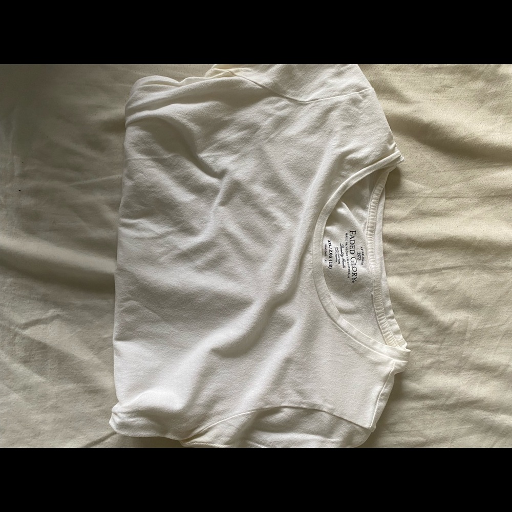 Faded Glory White T-Shirt